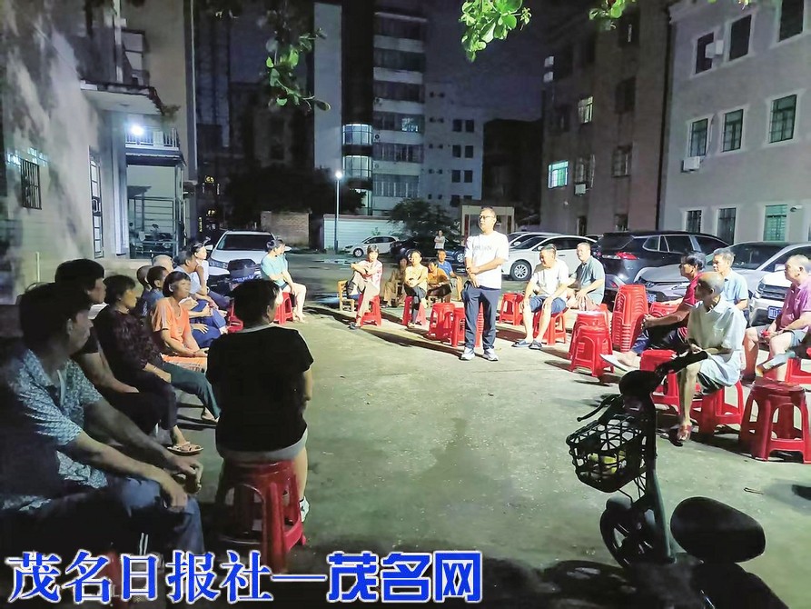 高山镇：“板凳会”上话新风 环境整治焕新颜