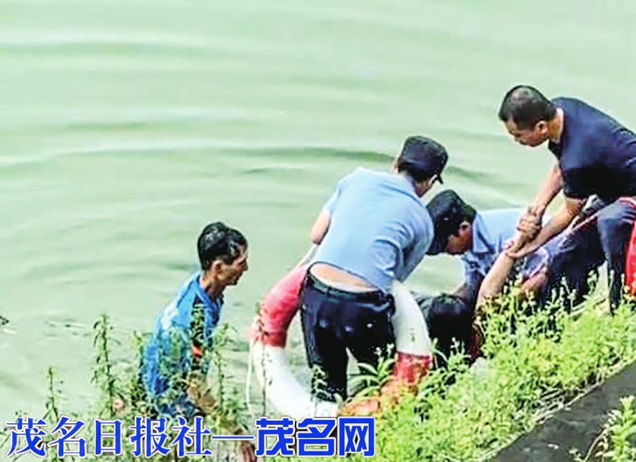 高州外賣小哥跳橋救人