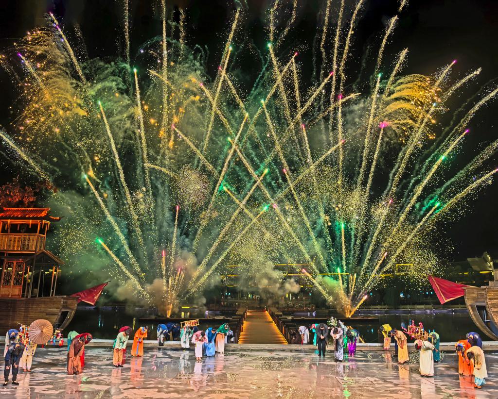 暑熱高溫催生文旅新“夜”態