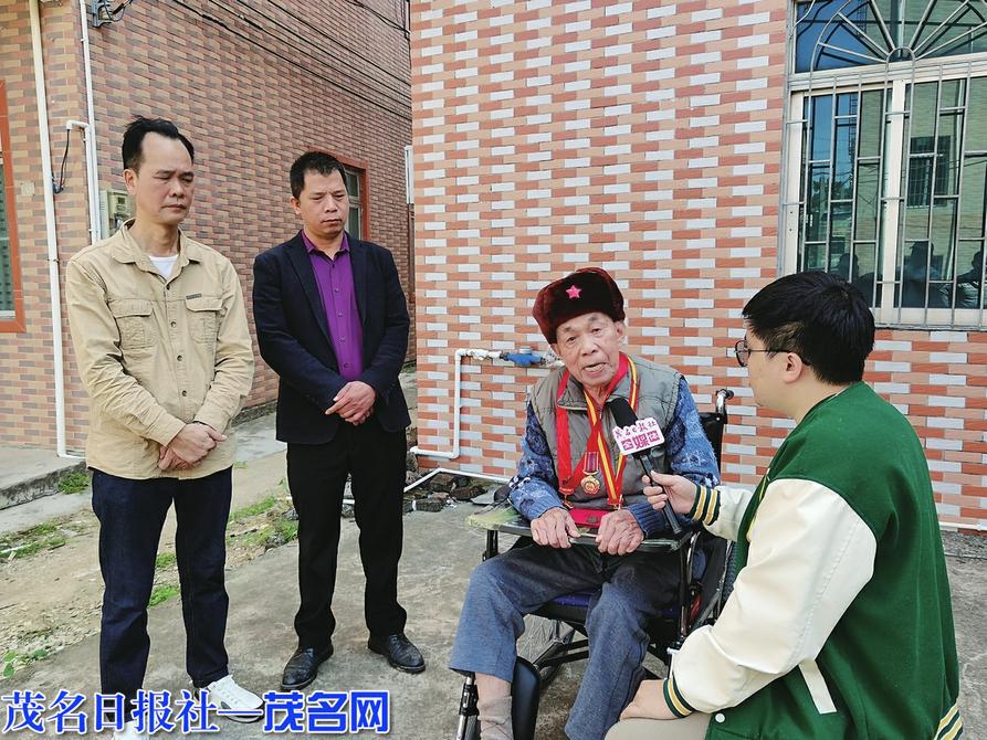 烽火铸忠诚 丹心映乡土——记近百岁老战士曾玉辉