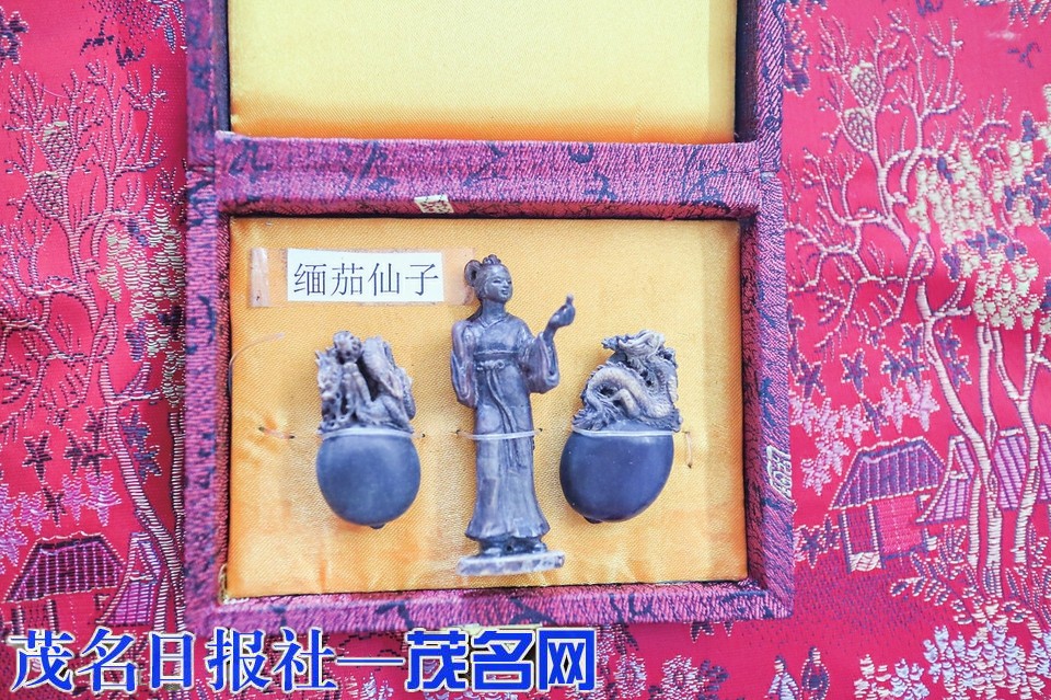 于盈寸之核 显大千世界