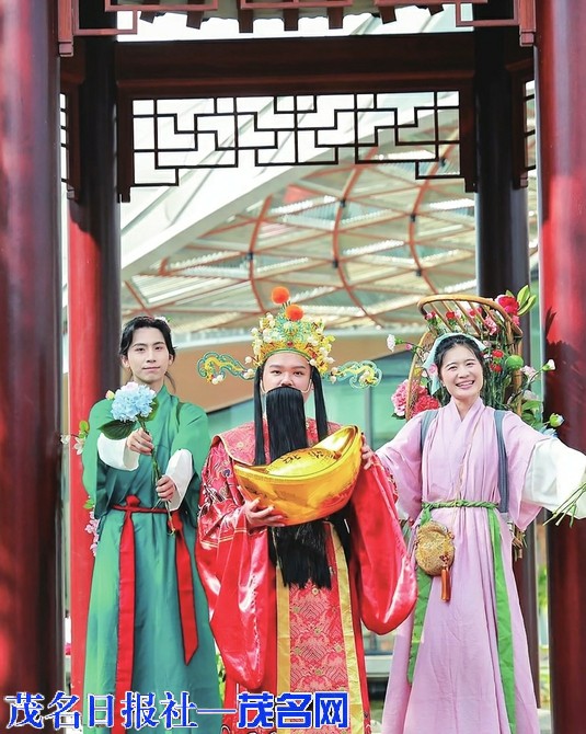 正月十五，邀您到油城墟赏非遗观歌舞品美食