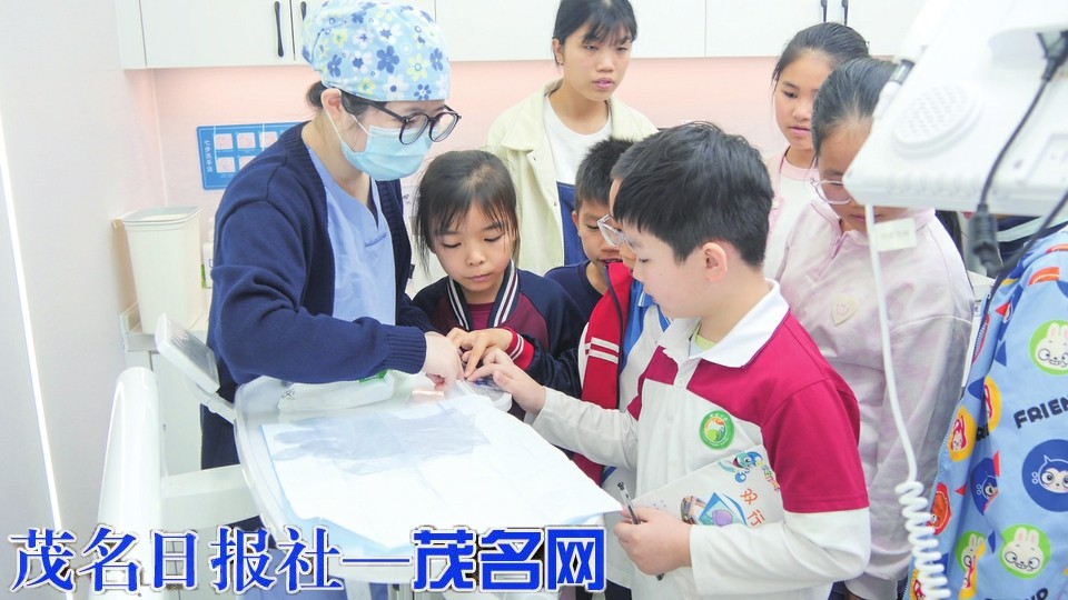 茂名日报社小记者走进美尔口腔探索牙齿奥秘