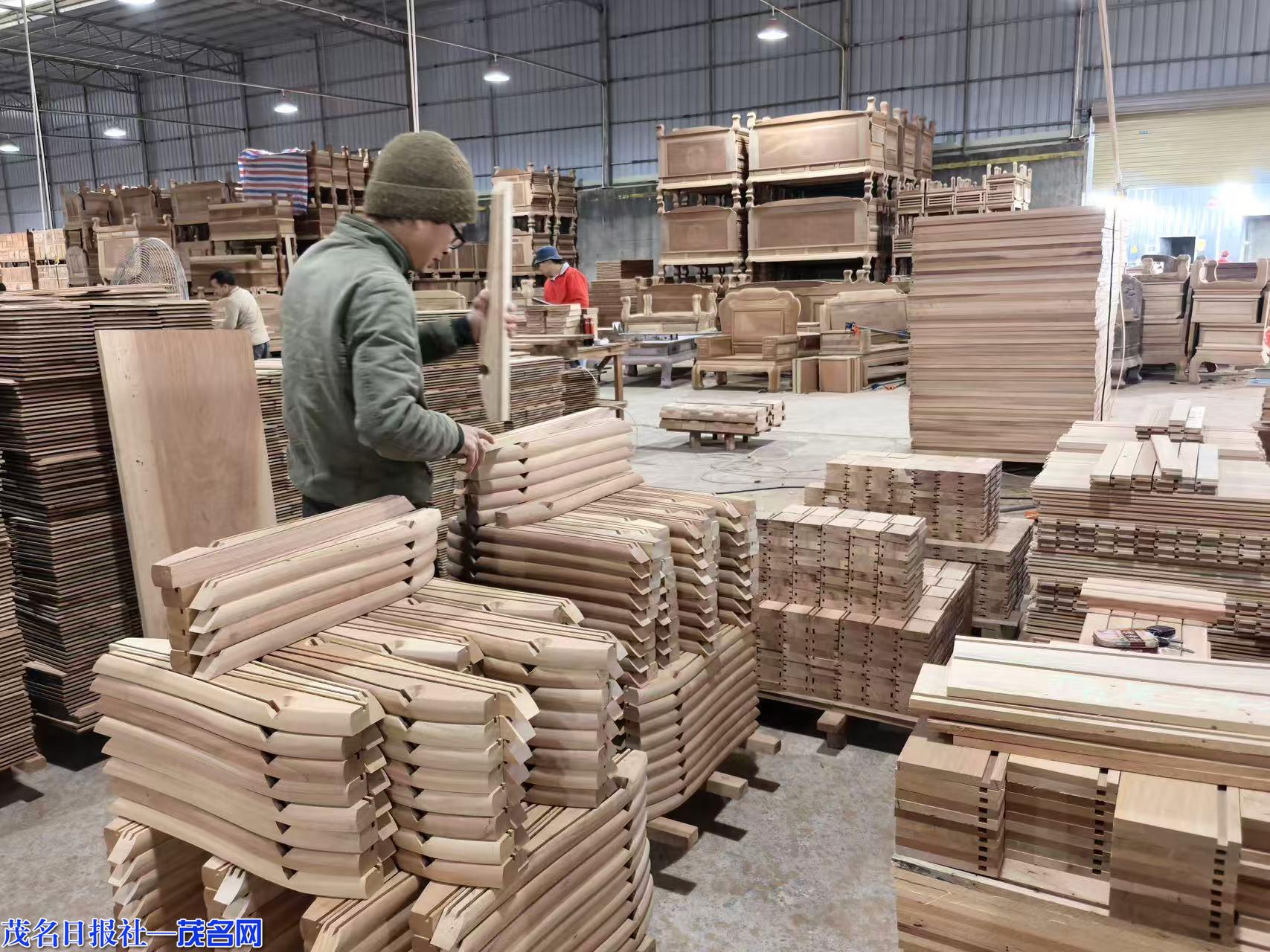 化州乘势而上壮大家具产业 “微工厂”撬动大民生