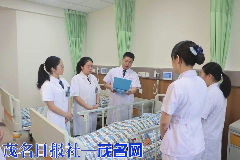 市中医院康复推拿一、二科乔迁新院区