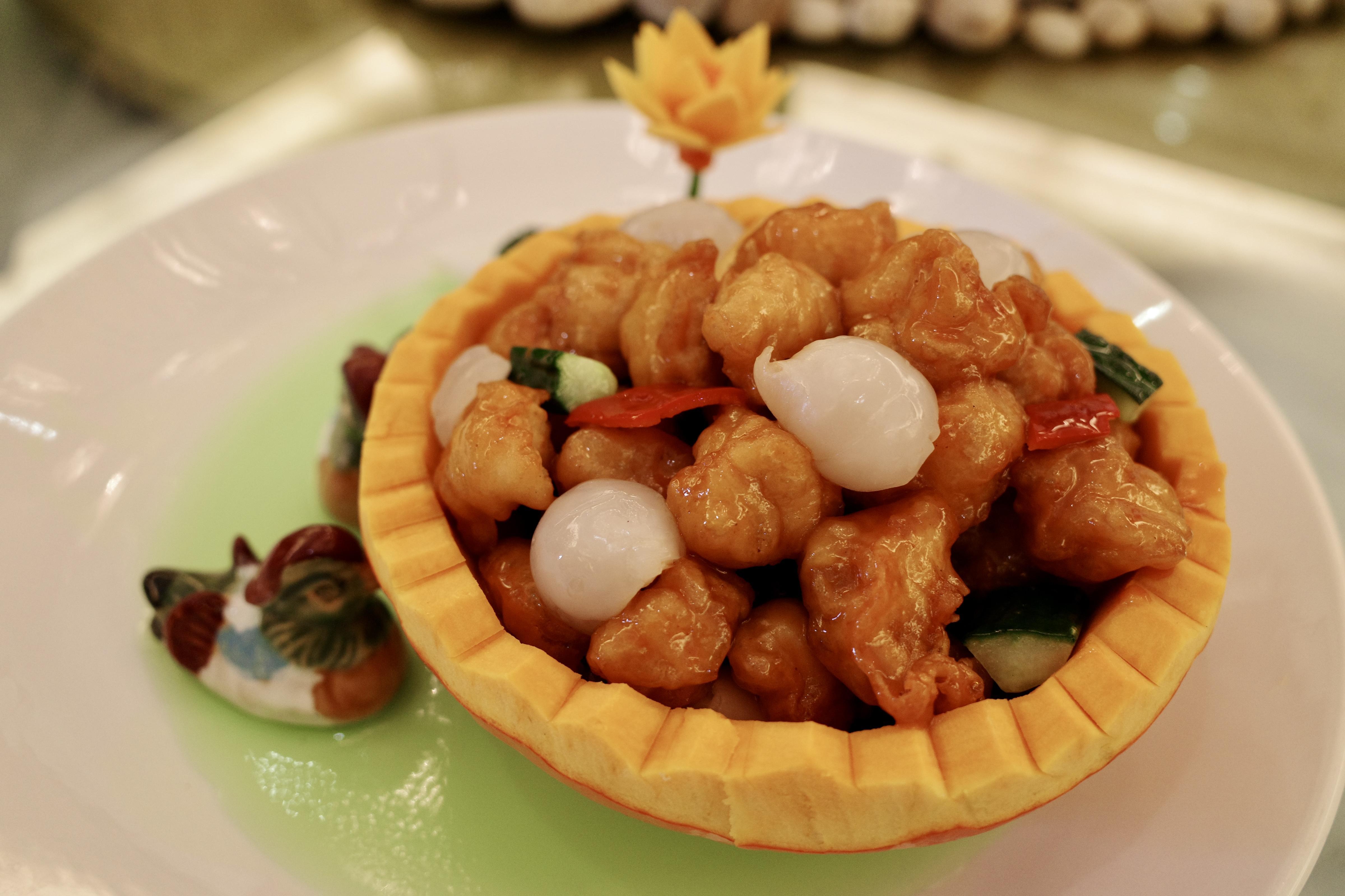 茂名荔枝从枝头“甜”上心头 荔香佳肴解锁餐桌新食单