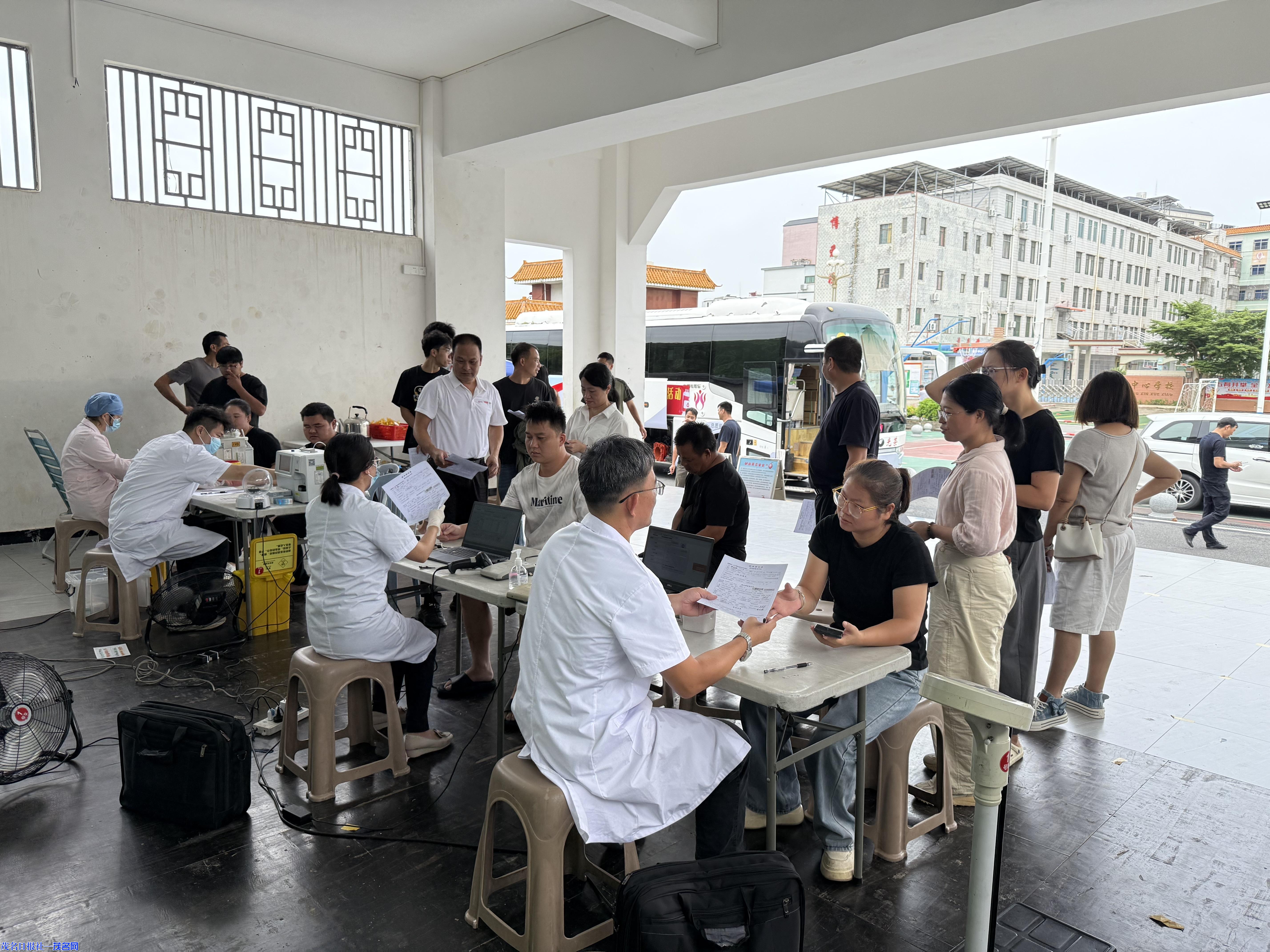 高州根子镇开展专场无偿献血