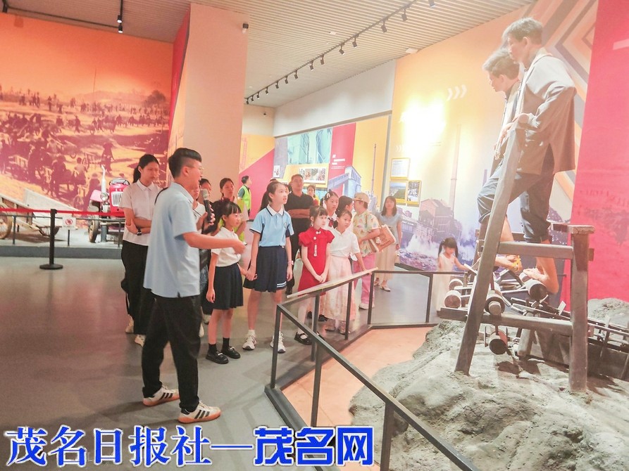 小小讲解员助力“无废省运”
