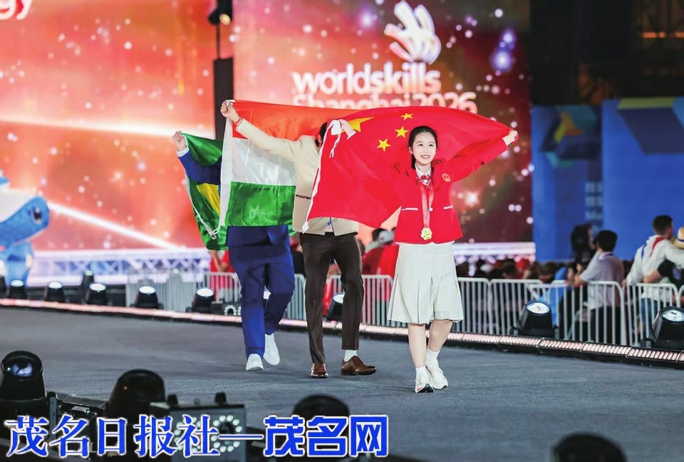 单挑12国选手夺金！镇江姑娘覃秀桃获第48届世界技能大赛工业设计技术项目冠军