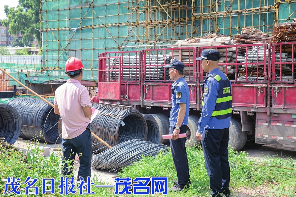 请按下“静音键”，助考生安心应考