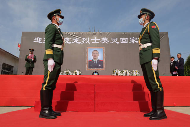 汪晓龙的骨灰安葬在了老家安徽省阜阳市太和县