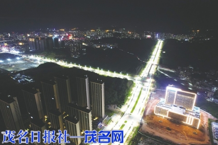 永青大道与桂圆东路夜景。<br>