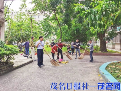 　　市科技局到包联村高新区七迳镇那艮村和单位宿舍区开展文明劝导和楼道整治专项行动。<br>