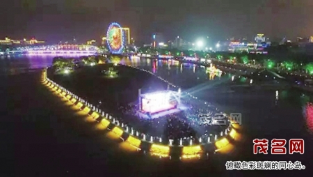 点击放大