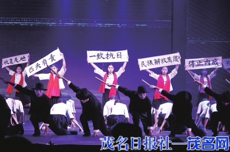 《党的女儿李嘉》精彩剧照<br>