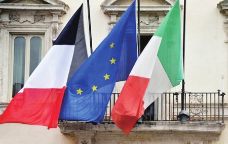 欧盟1313日再度强化集体防御日再度强化集体防御，，2323个成员国决定启动联合防务机制个成员国决定启动联合防务机制，，以“抱团”发展军力及提高战备水平。<br>