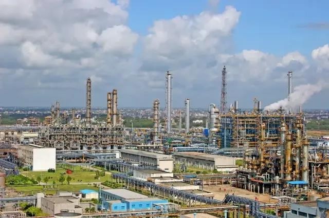 67茂名石化精心优化生产实现开门红