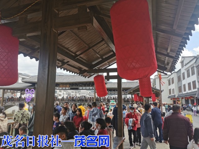 0811552607145944.jpg 2.jpg