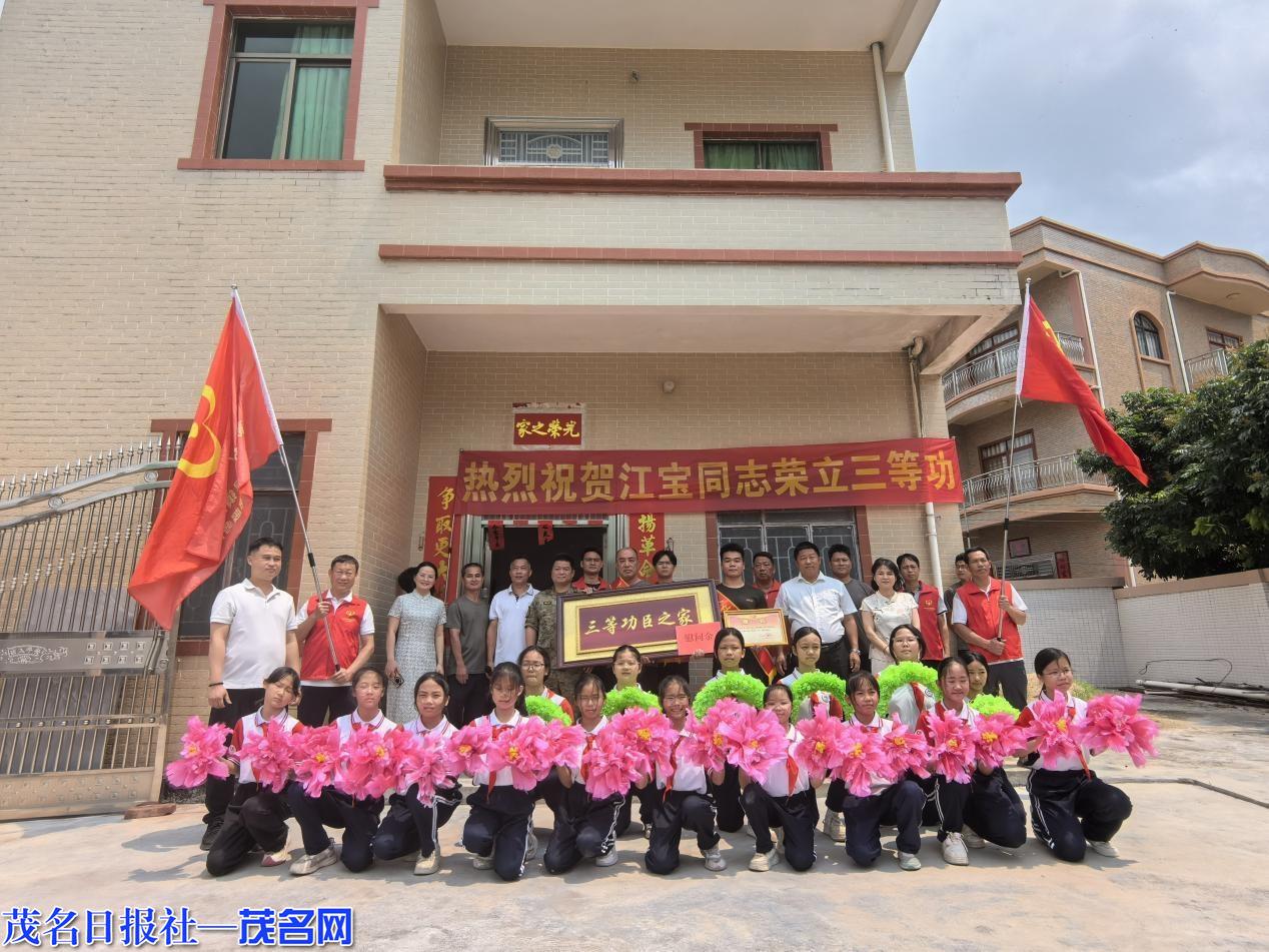 1046197664205949.jpg 14.jpg